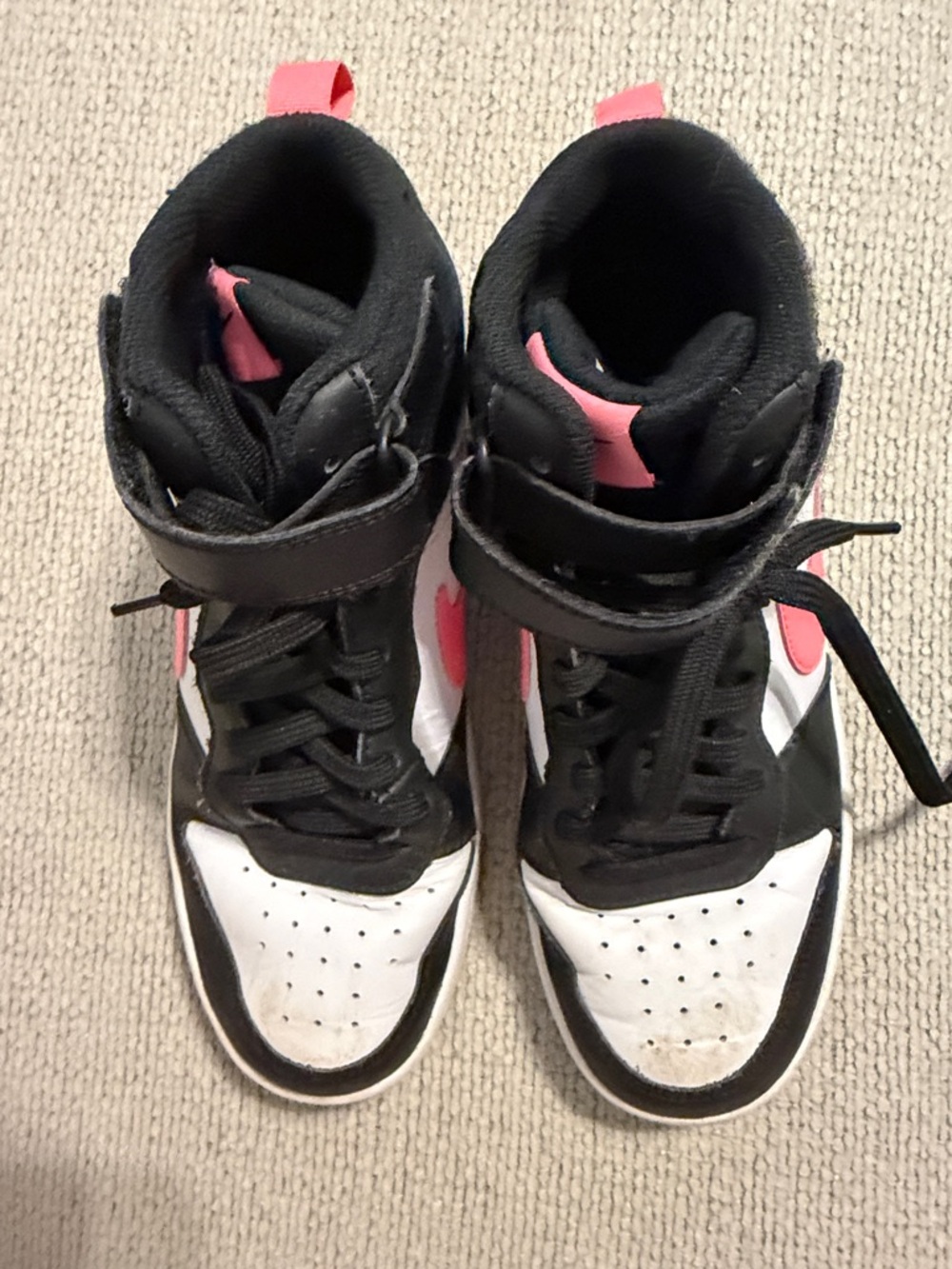Nike Kids High-Top Sneakers in Black, White & Pink